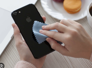 Vệ sinh Iphone, Macbook, Ipad